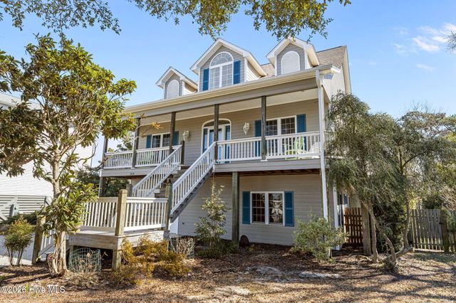 312 Lord Berkeley Drive, Emerald Isle, NC 28594