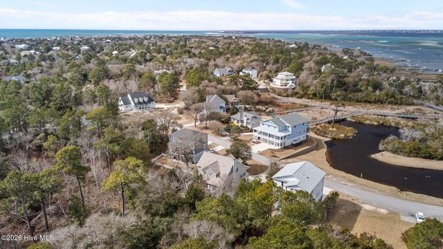 312 Lord Berkeley Drive, Emerald Isle, NC 28594