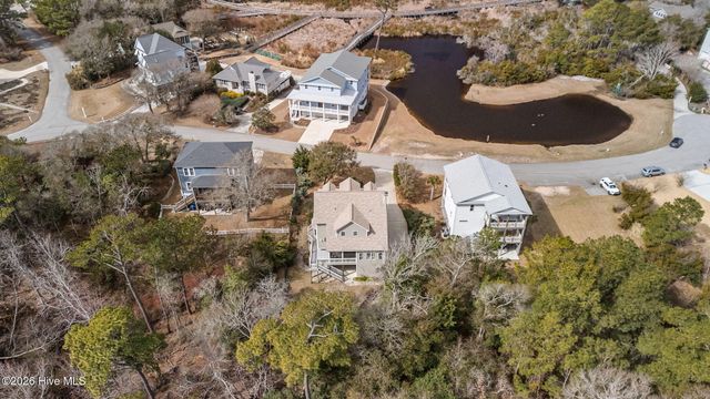 312 Lord Berkeley Drive, Emerald Isle, NC 28594