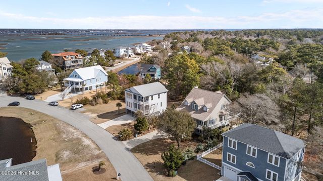 312 Lord Berkeley Drive, Emerald Isle, NC 28594