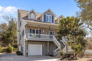 312 Lord Berkeley Drive, Emerald Isle, NC 28594