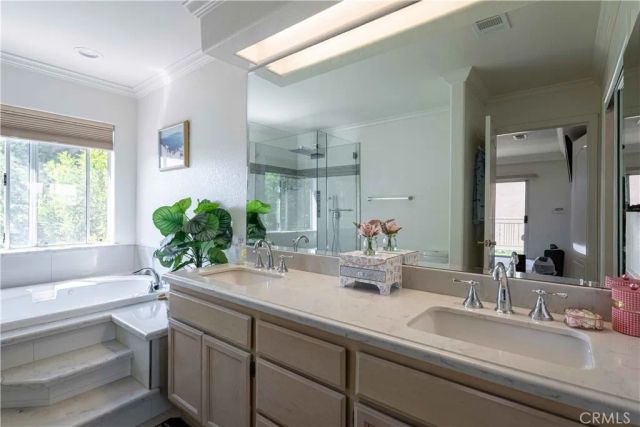 985 Brandon Avenue, Simi Valley, CA 93065