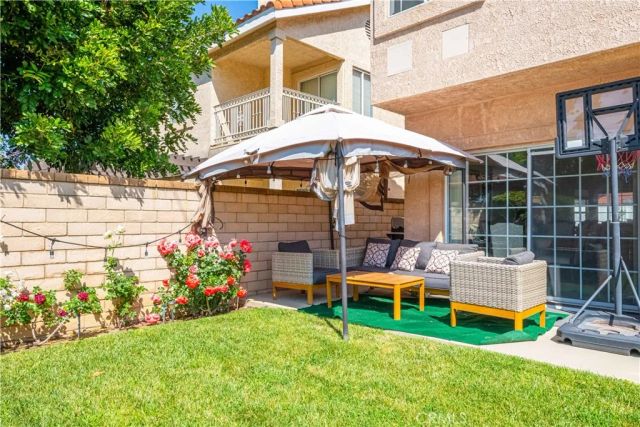 985 Brandon Avenue, Simi Valley, CA 93065