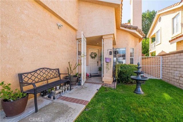 985 Brandon Avenue, Simi Valley, CA 93065