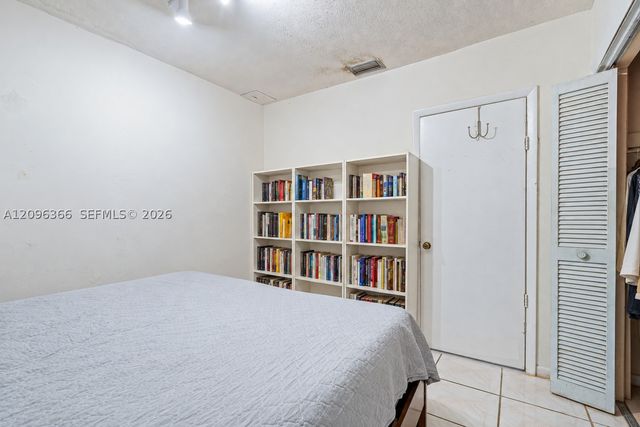 1409 NE 152nd St, North Miami Beach, FL 33162