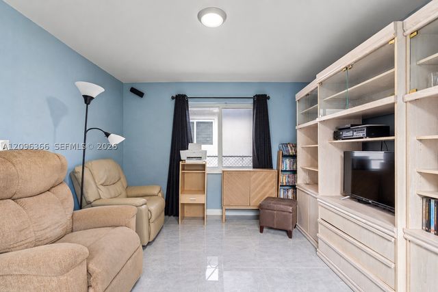 1409 NE 152nd St, North Miami Beach, FL 33162