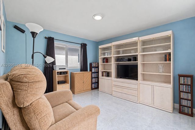 1409 NE 152nd St, North Miami Beach, FL 33162
