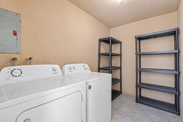 1409 NE 152nd St, North Miami Beach, FL 33162