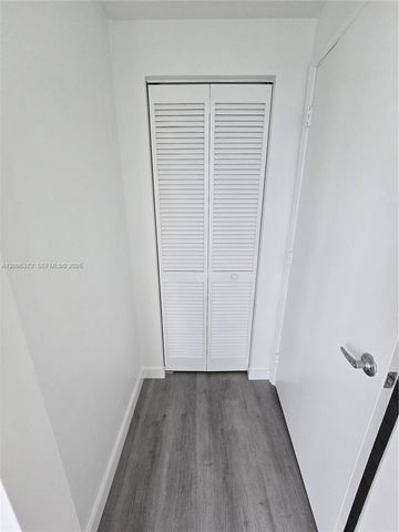 950 Brickell Bay Drive 3300, Miami, FL 33131