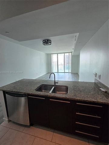 950 Brickell Bay Drive 3300, Miami, FL 33131