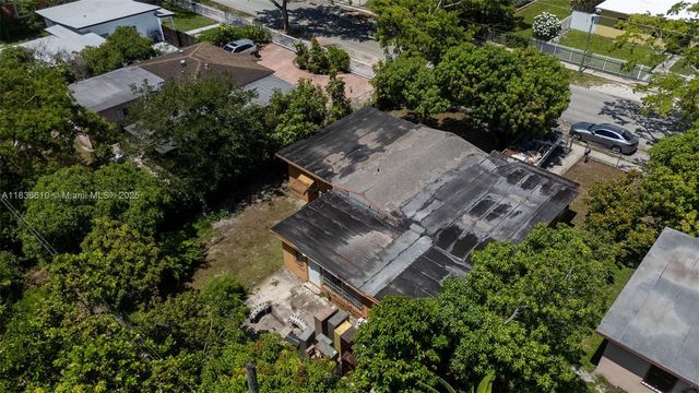 13785 NW 5th Ave, North Miami, FL 33168