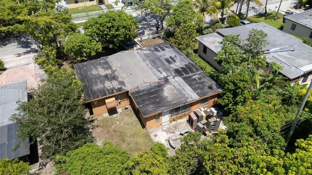 13785 NW 5th Ave, North Miami, FL 33168