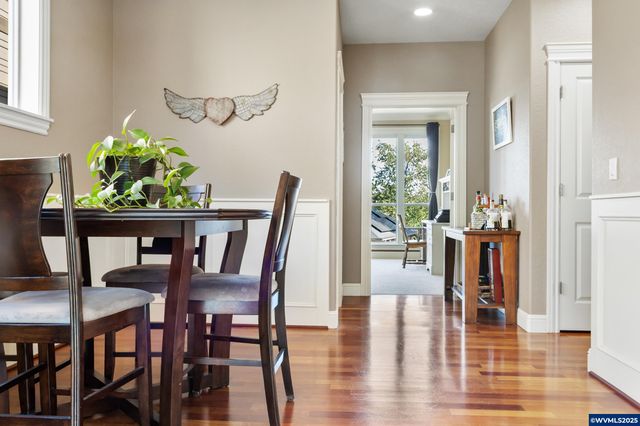 4697 Southampton Dr SE, Salem, OR 97302