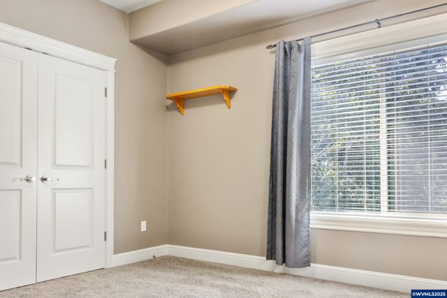 4697 Southampton Dr SE, Salem, OR 97302