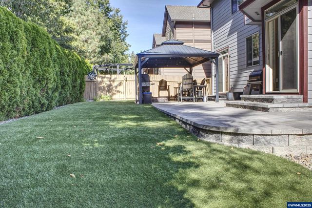 4697 Southampton Dr SE, Salem, OR 97302