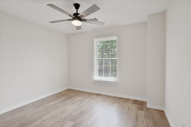 216/218 E Cherry Street, Sherman, TX 75090