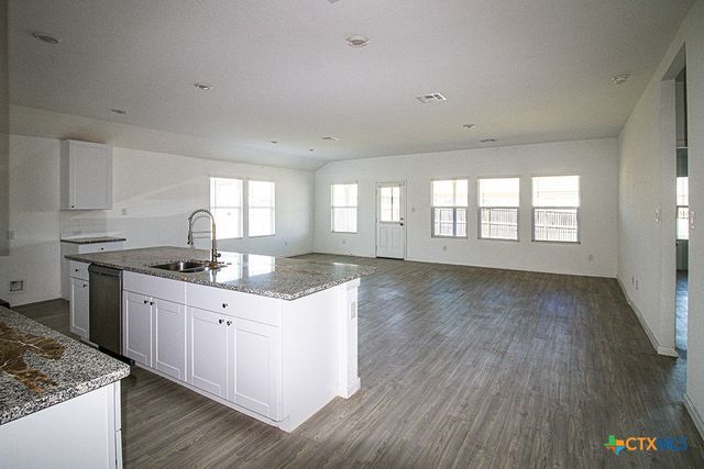 2700 San Martin Lane, Seguin, TX 78155