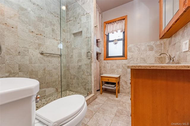 7815 Woodhaven Boulevard, Ridgewood, NY 11385