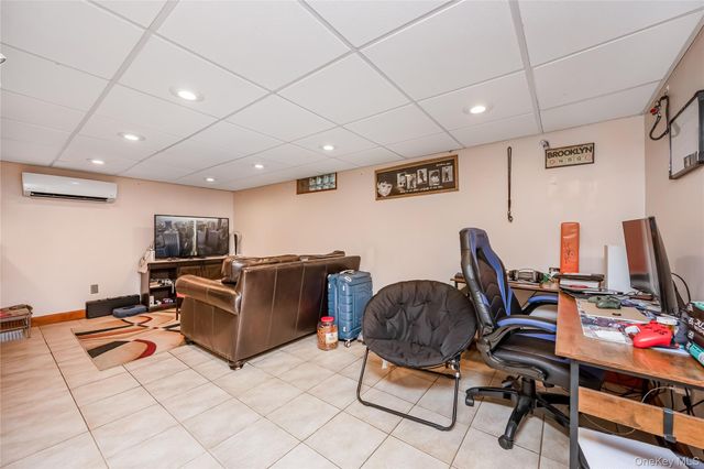 7815 Woodhaven Boulevard, Ridgewood, NY 11385