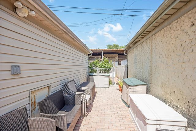 7815 Woodhaven Boulevard, Ridgewood, NY 11385