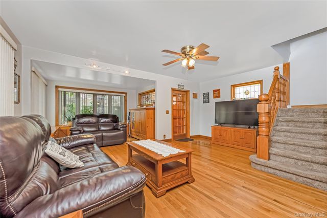 7815 Woodhaven Boulevard, Ridgewood, NY 11385