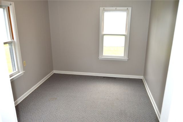 1014 A Avenue, Vinton, IA 52349