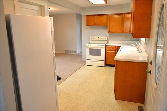 1014 A Avenue, Vinton, IA 52349