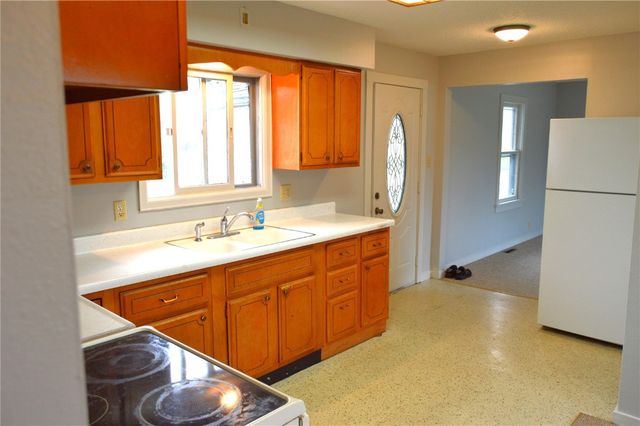 1014 A Avenue, Vinton, IA 52349