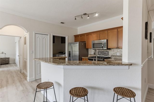 2717 VIA CIPRIANI 621B, Clearwater, FL 33764