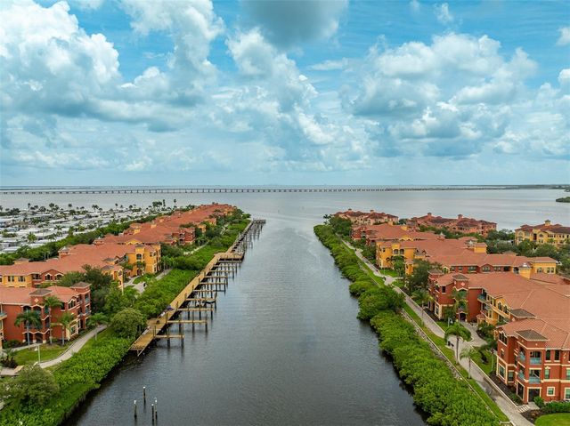 2717 VIA CIPRIANI 621B, Clearwater, FL 33764