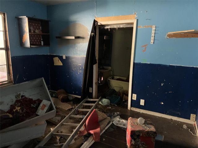 10138 Palestine Street, Houston, TX 77029