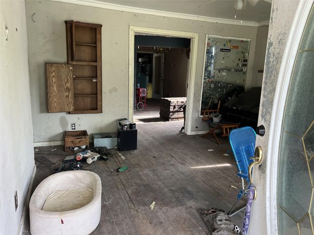 10138 Palestine Street, Houston, TX 77029