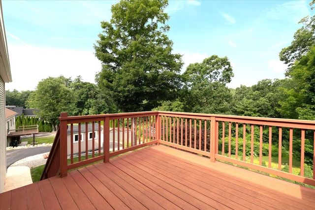 43 Servant Way, Southbridge, MA 01550