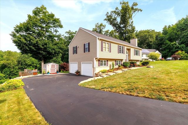 43 Servant Way, Southbridge, MA 01550