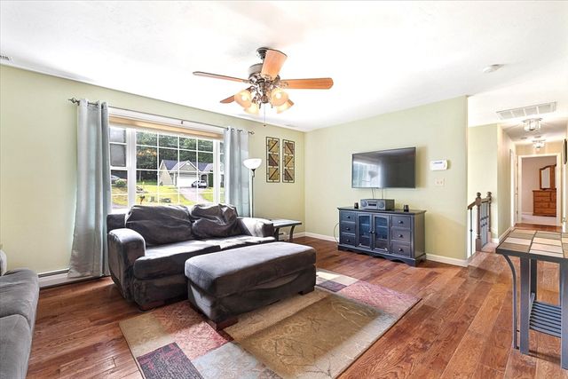 43 Servant Way, Southbridge, MA 01550