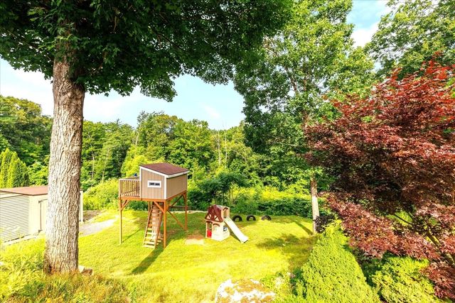 43 Servant Way, Southbridge, MA 01550