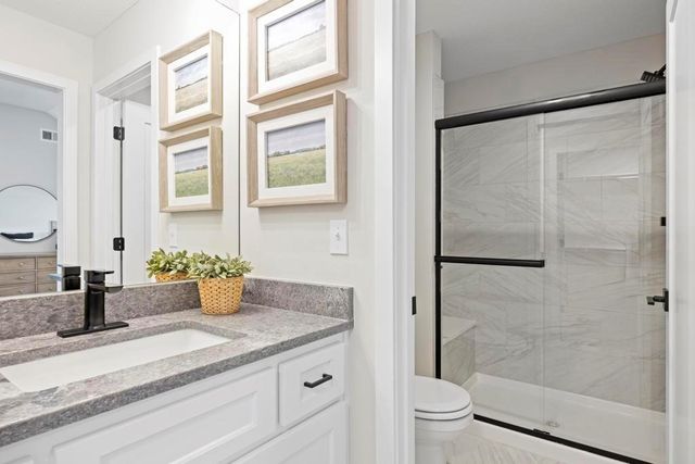 12514 W 184th Terrace, Overland Park, KS 66013