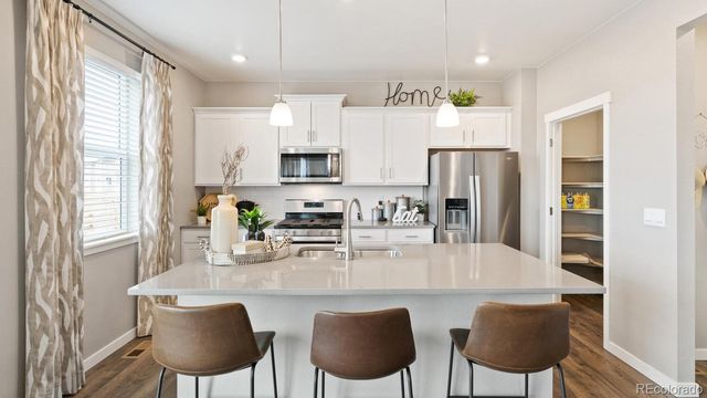 1404 Sunrise Hill Drive, Berthoud, CO 80513