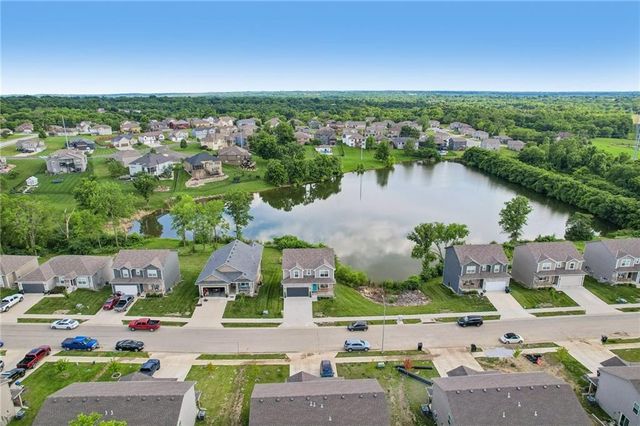 802 Pampas Street, Pleasant Hill, MO 64080