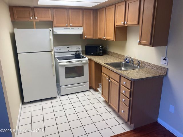 141 Aquarius Way 14-I, Cape Canaveral, FL 32920