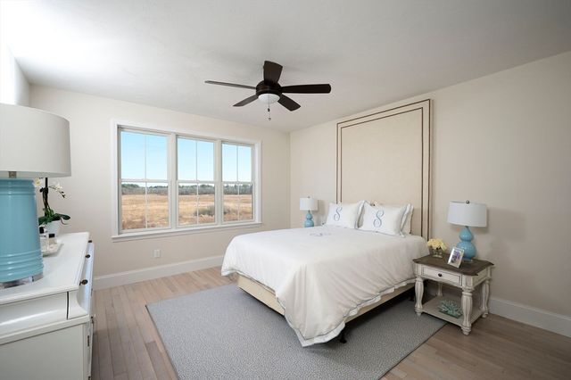 16 Metacomet Rd 16, West Bridgewater, MA 02379