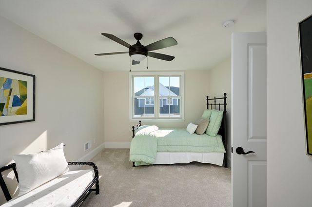 16 Metacomet Rd 16, West Bridgewater, MA 02379