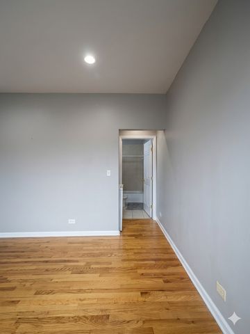 3906 W Belmont Avenue 1, Chicago, IL 60618