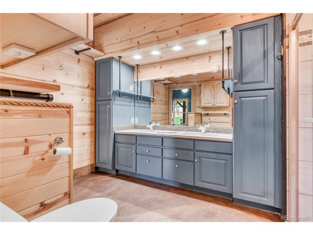 174 Plutus Dr, Black Hawk, CO 80422
