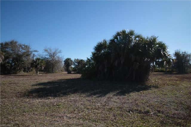 1 Hull CT, Placida, FL 33946