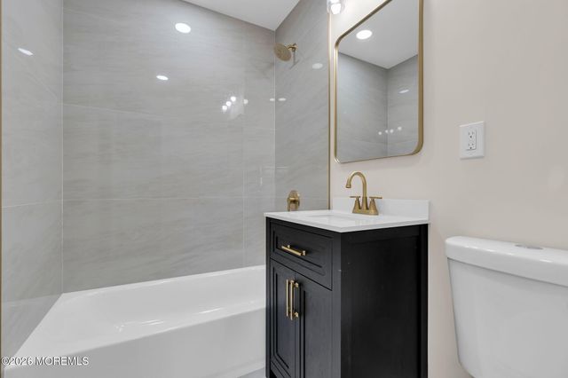 552 Ridgeway Avenue, South Amboy, NJ 08879