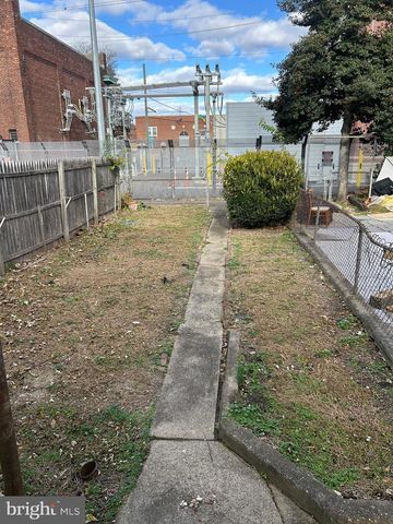 640 GRAND ST, Trenton, NJ 08610