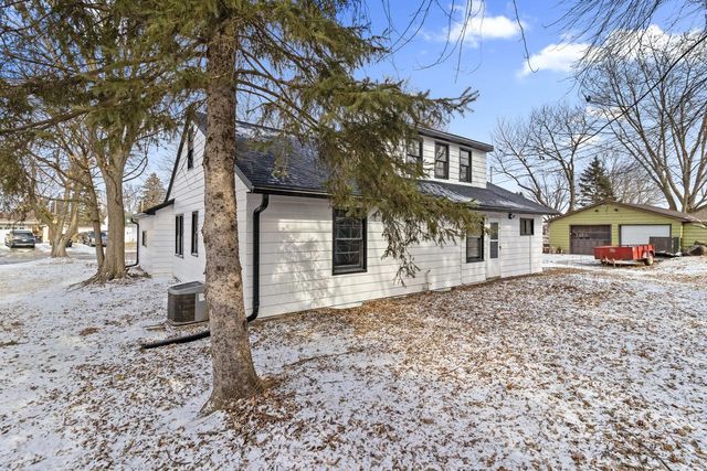 507 Kenyon LANE, Beaver Dam, WI 53916
