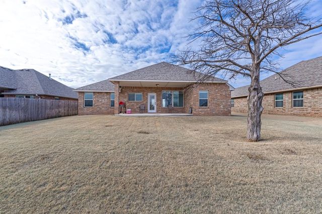 3440 Lakeside Drive, Oklahoma City, OK 73160