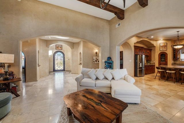 2200 Via Seville Road NW, Albuquerque, NM 87104